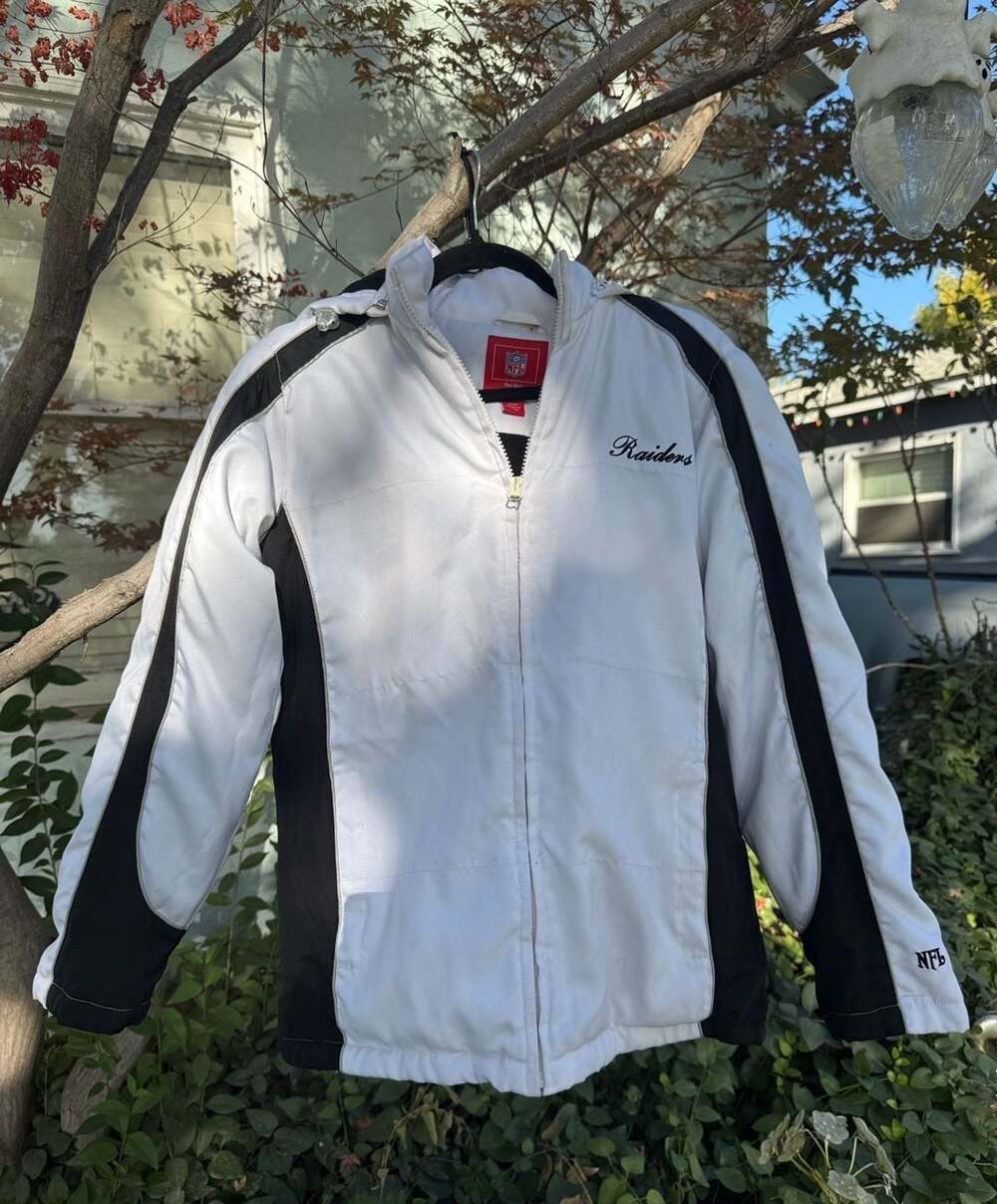 NFL For Her Raiders Jacket Size M White Black Hooded Winter Coat